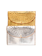 Load image into Gallery viewer, Gini Envelope Clutch - Metallic Leather