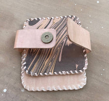 Load image into Gallery viewer, Coaster Set Marbled Leather