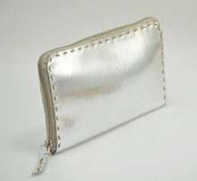 Load image into Gallery viewer, Luna Wallet Metallic Leather