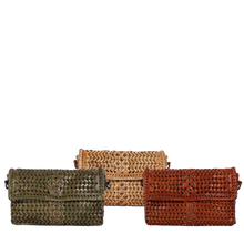 Load image into Gallery viewer, Vero Clutch