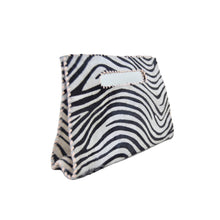 Load image into Gallery viewer, Mia Clutch Printed Hairon Leather
