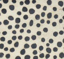 Load image into Gallery viewer, Diana Clutch  Printed Hairon Leather

