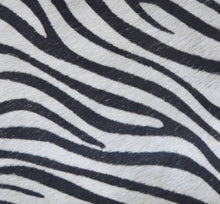 Load image into Gallery viewer, Luna Wallet Printed Hairon Leather
